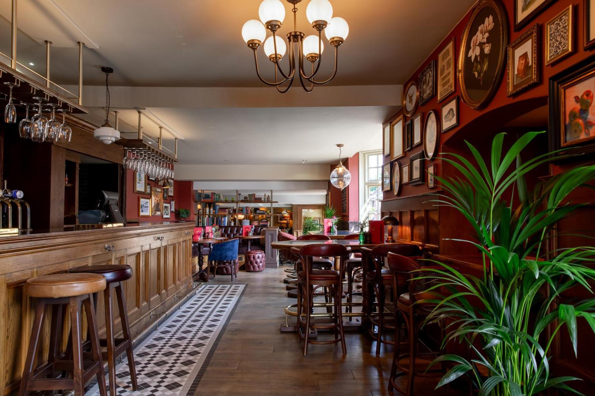 Red Lion Hotel Радлет Екстериор снимка